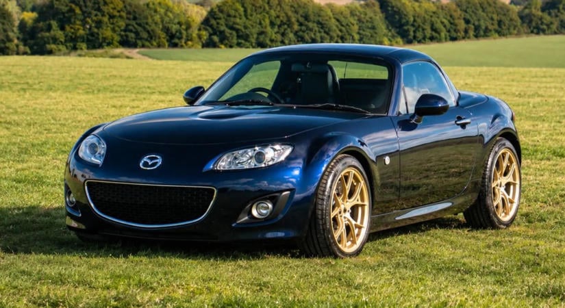 V6-os motort kapott az apró Mazda MX-5