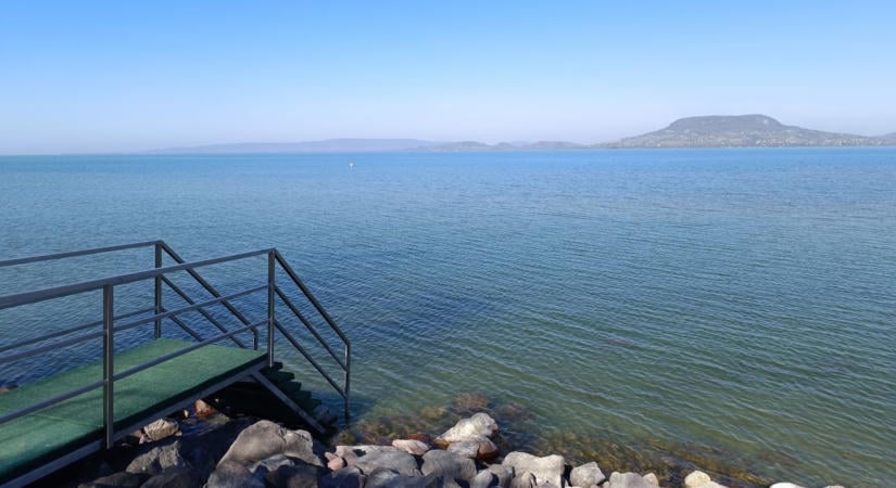 Kedden újabb centit emelkedett a Balaton