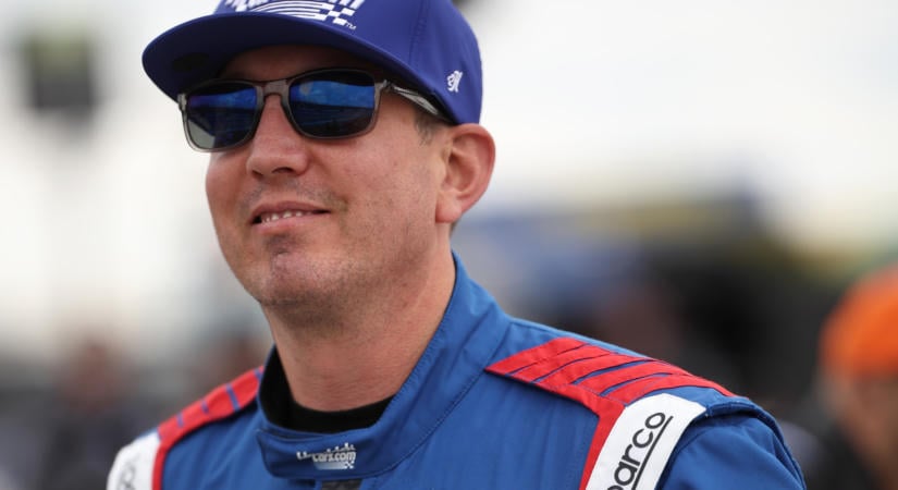 Ilyen nincs: Sitten ülve, egy mexikói rabtársával próbált meg szponzorációs „szerződést” kötni Kyle Busch