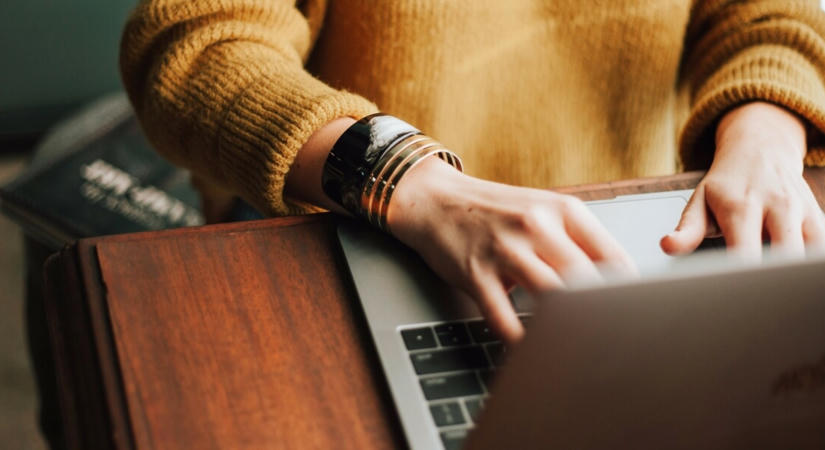 Sokan nem gondolnak erre, a nyári hőség teljesen átírhatja a home office szabályait