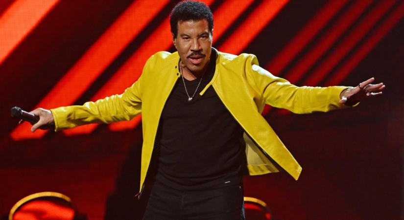 A krízisnek vége, három nap után hazaengedték a kórházból Lionel Richie-t: így van most