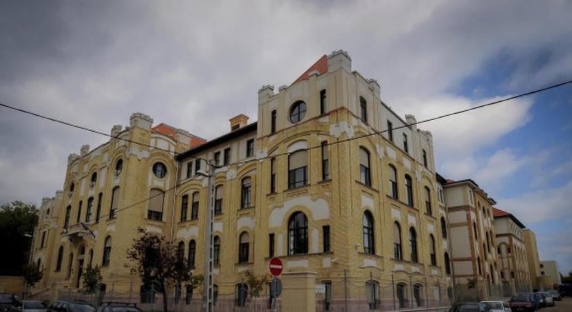 Megszűnik a VIP-részleg a Budapesti Uzsoki Utcai Kórházban