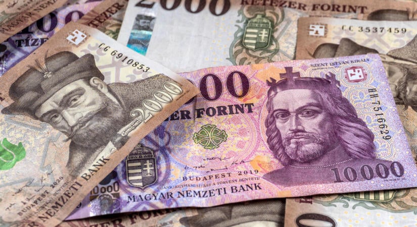 Ne most nézegesse jókedvében a forint árfolyamát