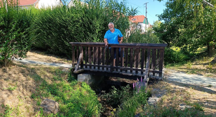 Rendkívüli intézkedést vezettek be Bozsokon: tartálykocsival viszik a vizet