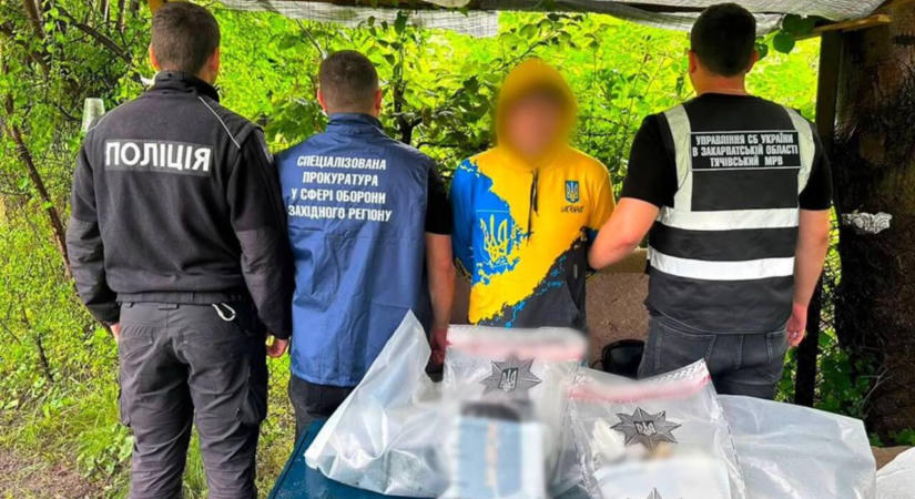 Illegális fegyverkereskedelem Rahón: egy 48 éves katonát fogtak el