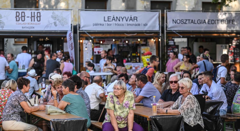 Dánielfy és Freddie – finom borok mellett garantált a jó buli a bornapokon