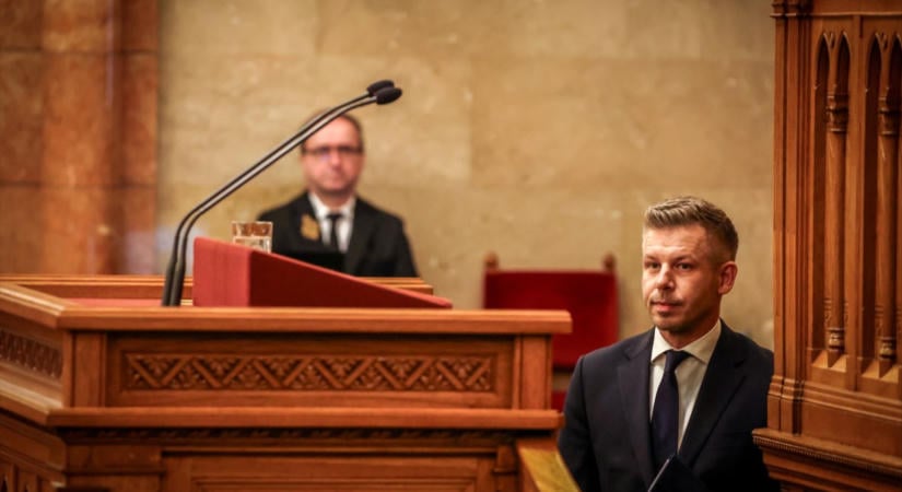 Mentelmi jog nélkül mi vár Magyar Péterre, és ki jár jól, ha a vádlottak padjára ül?
