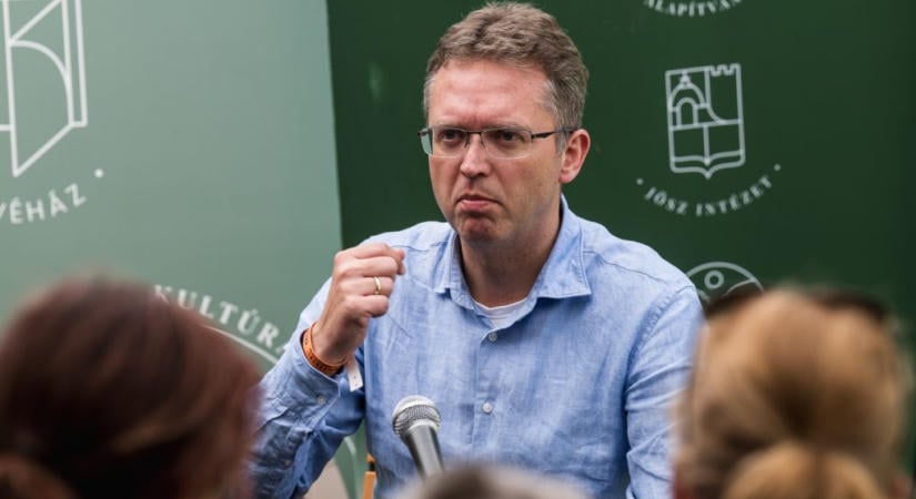 Lepedofilozta Hankó Balázs a bábelőadást, ami védekezni segítette a gyerekeket a zaklató felnőttektől