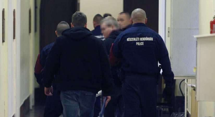 Leszerelt a rendőrségtől a Teréz körúti robbantás egyik súlyos sebesültje