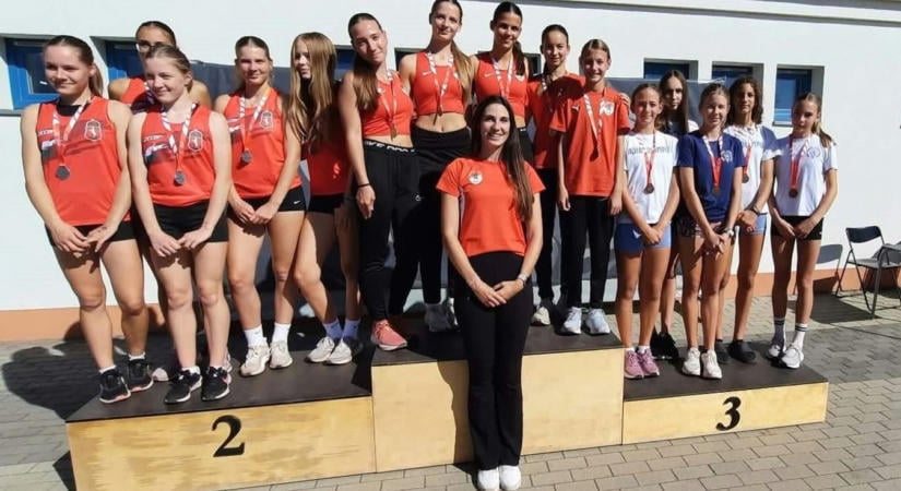 A legnagyobb örömöt a fiatalabb lányok harmadik helye okozta az Egri VSI-nél
