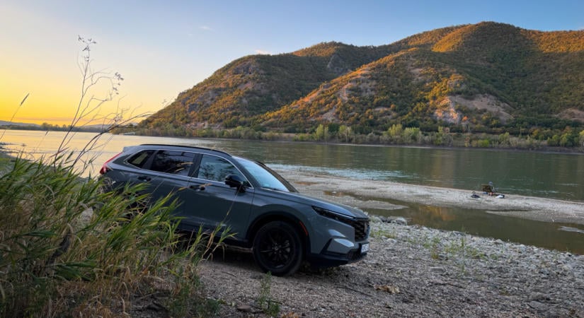 Bemutatjuk a SUV-ok megfontolt úriemberét – Honda CR-V e:HEV teszt – Honda CR-V e teszt
