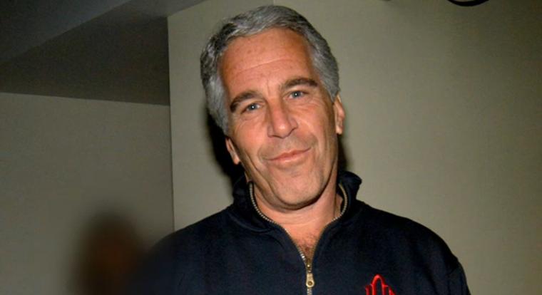 Holtan találták Jeffrey Epstein egyik feltételezett kerítőjét