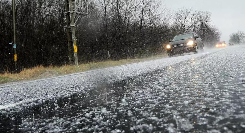 Ránk rúgja az ajtót az őszi vihar: Zivatarok és jégdara miatt adtak ki riasztást mára