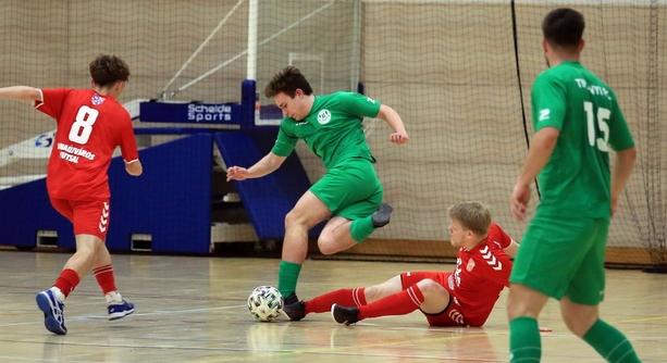 Itthon vághatnak vissza a Tihanynak futsalosaink