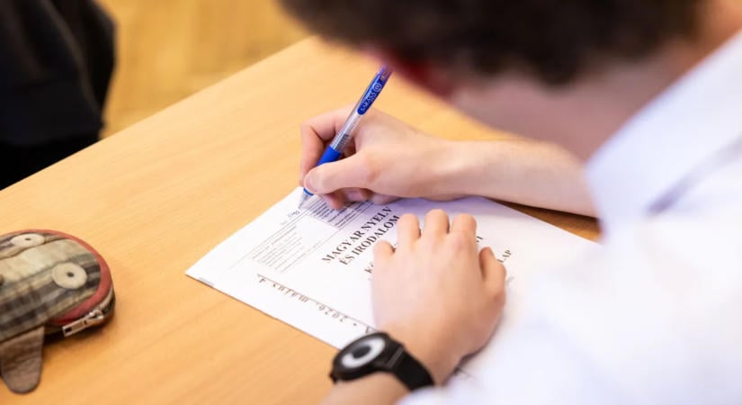 Már csak napok vannak hátra: fontos határidő közeleg az őszi érettségizőknek