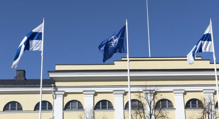 Finnország csökkenti a menekültközpontok hálózatát