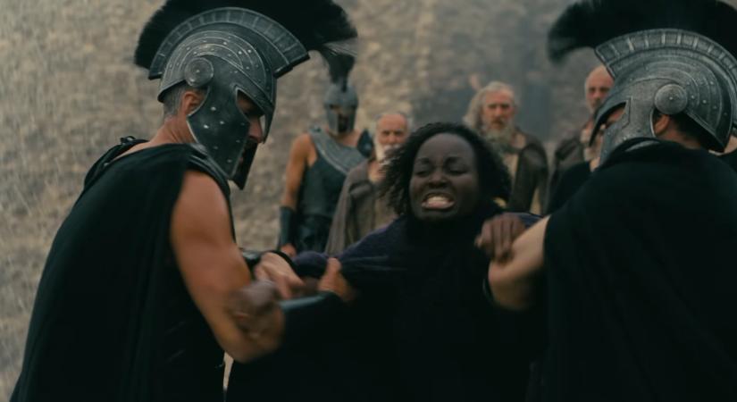 "Boldog vagyok, hogy ő lett az" – Jon Bernthal elmondta, miért Lupita Nyong'o a legjobb választás Szép Heléna szerepére az Odüsszeiában, hiba van baja ezzel sokaknak