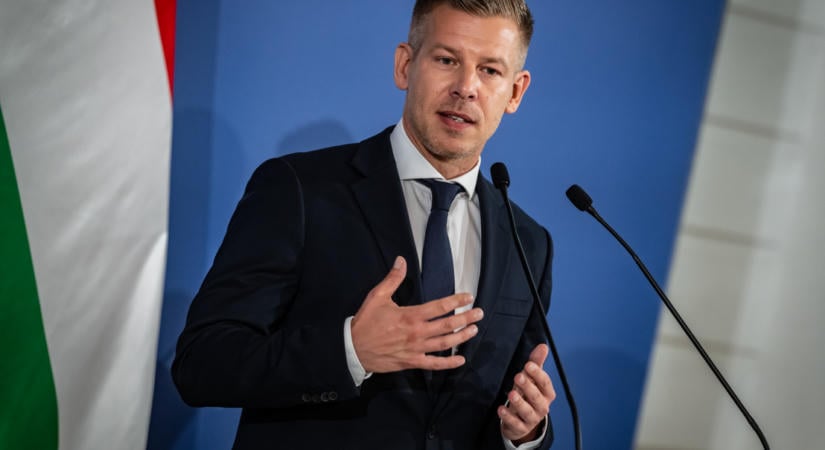 Megszűnik a 900 ezer vállalkozót terhelő kamarai díj, de a kormány még ennél is drasztikusabb lépést tett az MKIK ellen