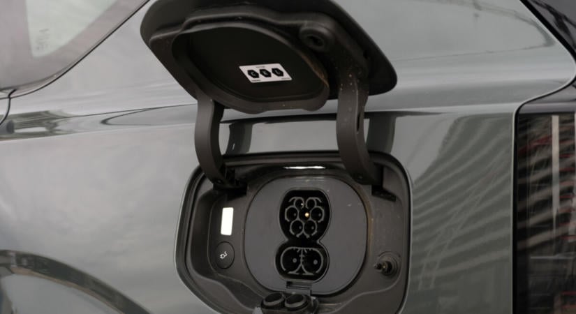 Európa szétszakad az elektromos autók átállásában, de az átlag jól mutat