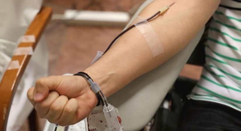 Rengeteg vérre lehet szüksége a bükkábrányi balesetben megsérült anyukának