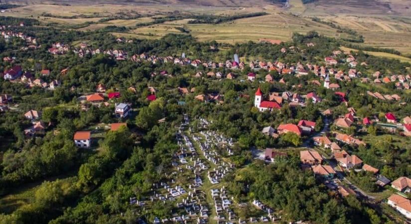 Támogatást kap 16 Kolozs megyei község: 5,5 millió lejt osztott szét a megyei tanács