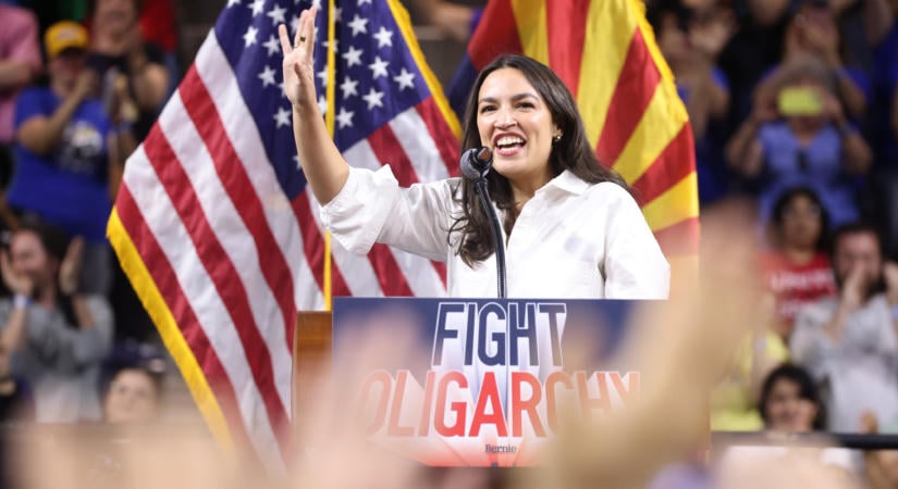 Az amerikai demokraták csak abban értenek egyet, hogy Trumpnak buknia kell, a megélhetés pedig drága