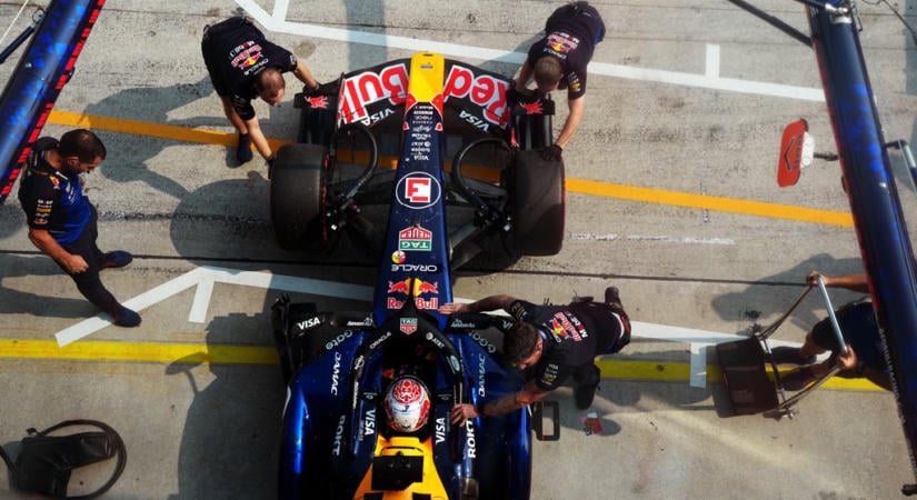 Megvan a Red Bull idei első pole-ja, Verstappen dominált a maláj időmérőn