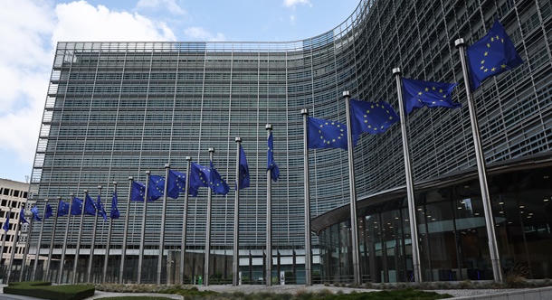 Európa fokozza a nyomást az orosz diplomatákra