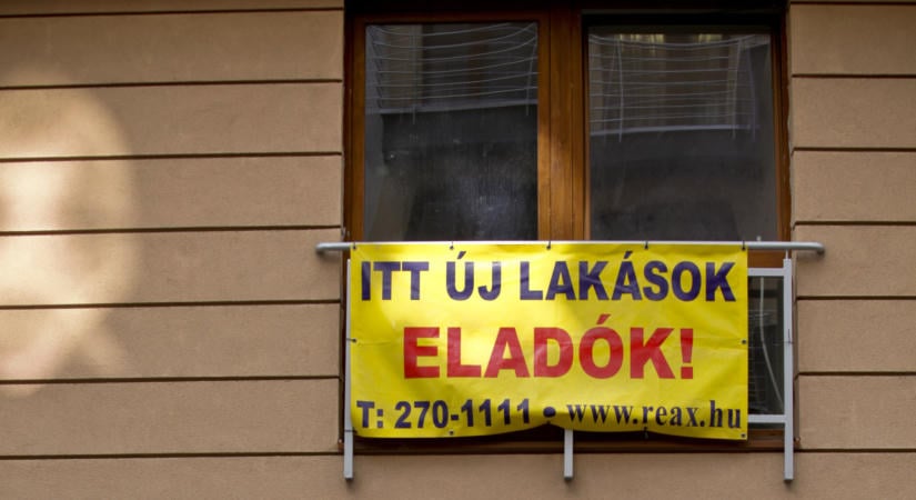 A fordulat újabb jele a magyar ingatlanpiacon: többen akarnak eladni, mint vásárolni