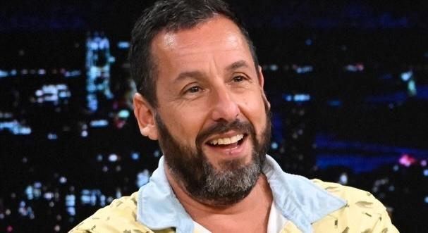 Adam Sandler nem gondolkozott, azonnal igent mondott Taylor Swift kérésére