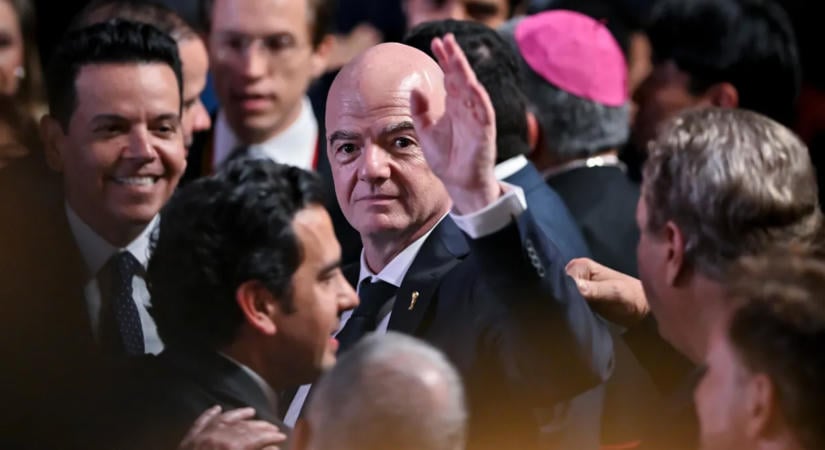 „Elég volt!” – fakadt ki a klasszis Infantino ellen; CR árulkodó arckifejezése