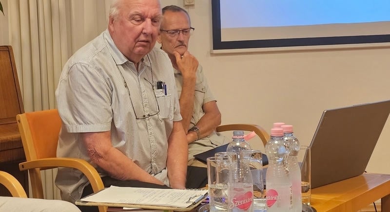 Tanítóként a fronton - Karáth László: Két pogány közt a Kárpátokban című kötetének bemutatója a Berzsenyi Dániel Könyvtárban