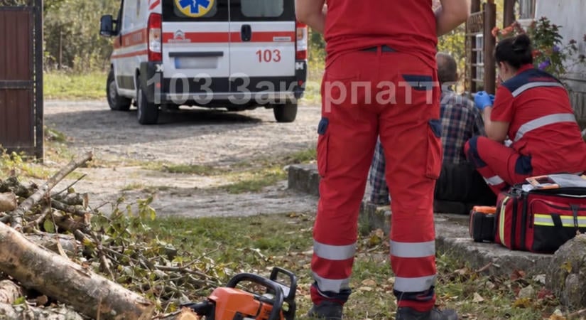 Benzines láncfűrésszel sértette meg az arcát egy 74 éves férfi a Rahói járásban