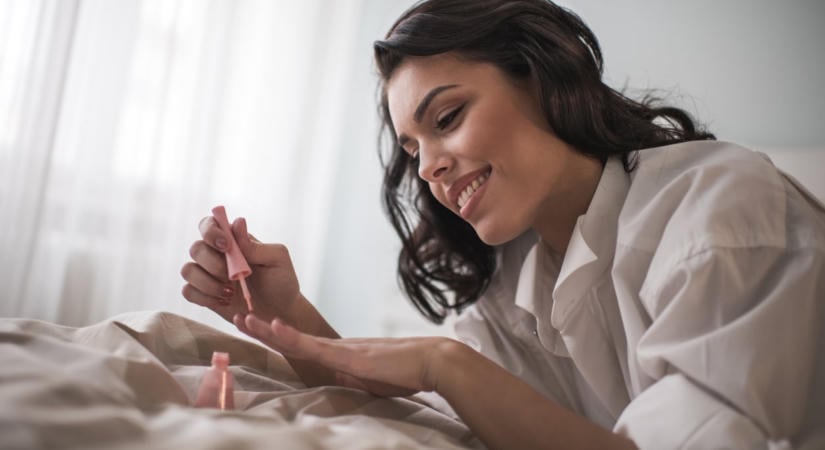 Így készíts tartós manikűrt otthon: 5 lépés, amit nem érdemes kihagyni