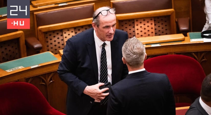 Hegedűs Zsolt a Baka András által visszadobott törvényről: Érdemben mérlegeljük a köztársasági elnök észrevételeit