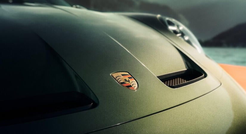 A PORSCHE BEMUTATJA 2035-IG SZÓLÓ ÚJ STRATÉGIÁJÁT
