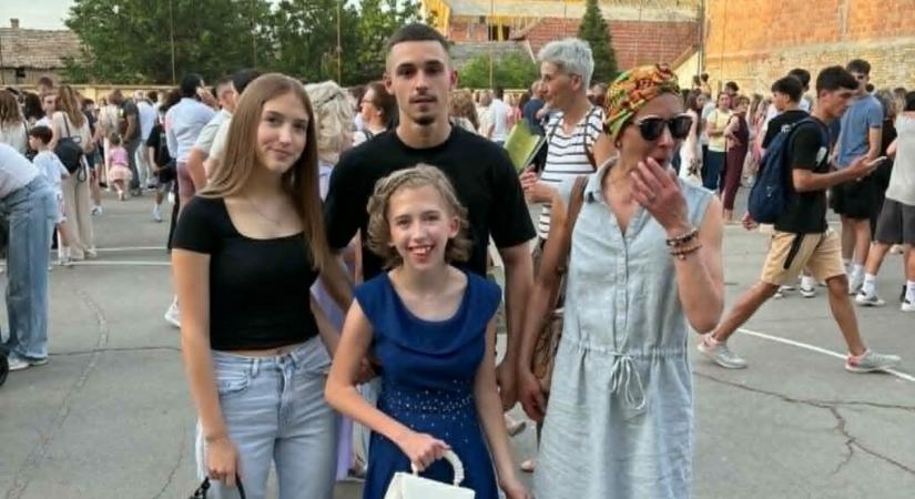 Jótékonysági bazár Óbecsén Anna és Ildikó megsegítésére