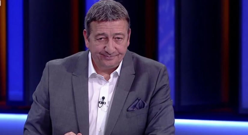 Tüntetést és Békemenetet is hirdettek a Terror Háza elé Bayer Zsolték