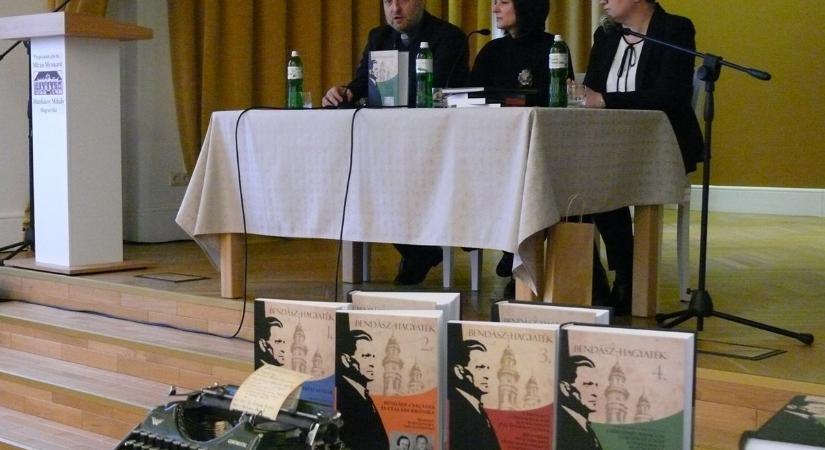 A Bendász-hagyaték újabb kötetének bemutatása Munkácson - A papi névtár másokat is kutatásra ösztönöz