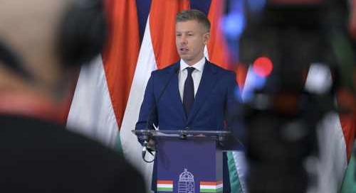Magyar Péter: fontos gazdasági döntéseket hozott a kormány a bizalmi vagyonkezelőkről és a cégek adóztatásáról