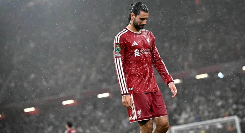 Komoly döntés jöhet Liverpoolban, veszélyben a vasárnapi bajnoki