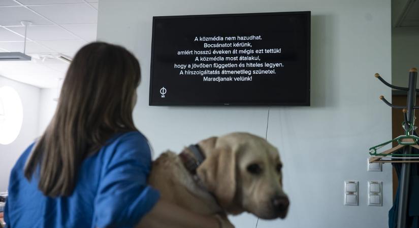 Nemzetközi lapszemle: még mindig sok újságnál téma a köztévé elsötétülése