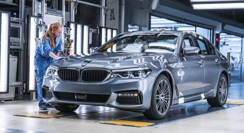 A BMW költségmegtakarítás miatt nem vesz részt a Párizsi Autószalonon