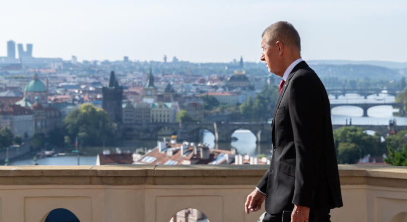 Közös európai rakétaelhárító rendszer létrehozását javasolja a cseh kormányfő