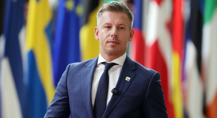 Magyar Péter: marad a 13. és 14. havi nyugdíj, jövőre kifizetik a Nyugdíjas SZÉP-kártya első részletét