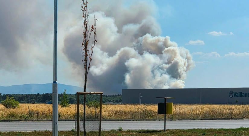 Tűz ütött ki a nyugat-szlovákiai Szenice közelében lévő katonai támaszponton