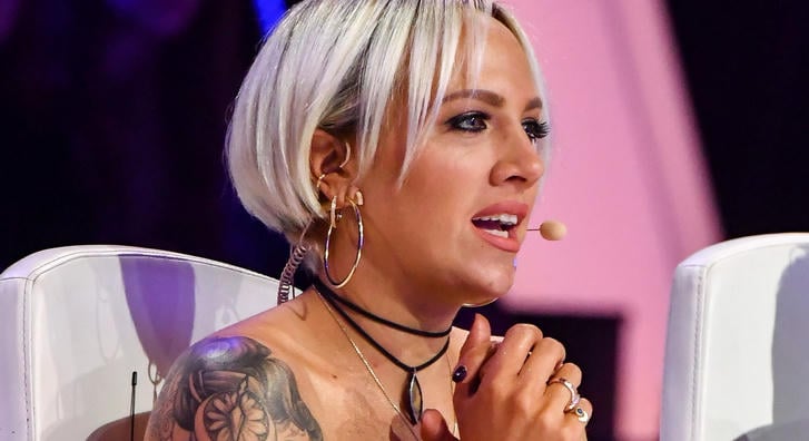 „Fullba tolják a kretént most is” – Tóth Gabi és párja jó nagy fricskát adott a TV2-nek a Megasztár miatt