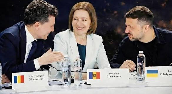 Moldova Ukrajna és Románia vezetőivel közösen ünnepelte függetlensége kikiáltásának 35. évfordulóját