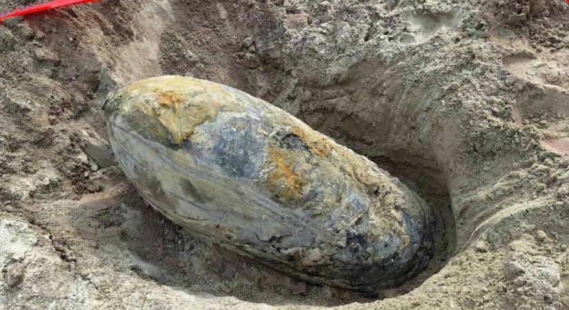 Megkezdődik az evakuálás a fővárosban egy bomba megsemmisítése miatt