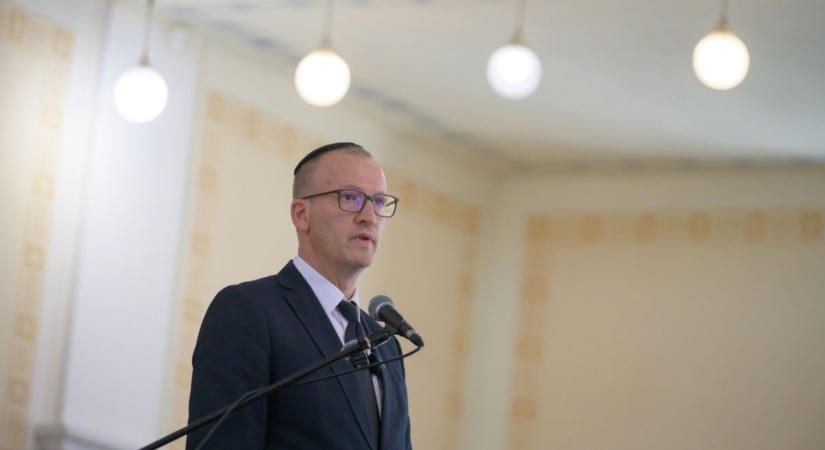 Tarr Zoltán: Nem elég emlékezni, a gyűlölet ellen minden nap fel kell lépni – galériával